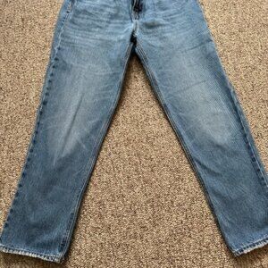 Old Navy - Women's Slouch Straight Jeans w/ zipper fly